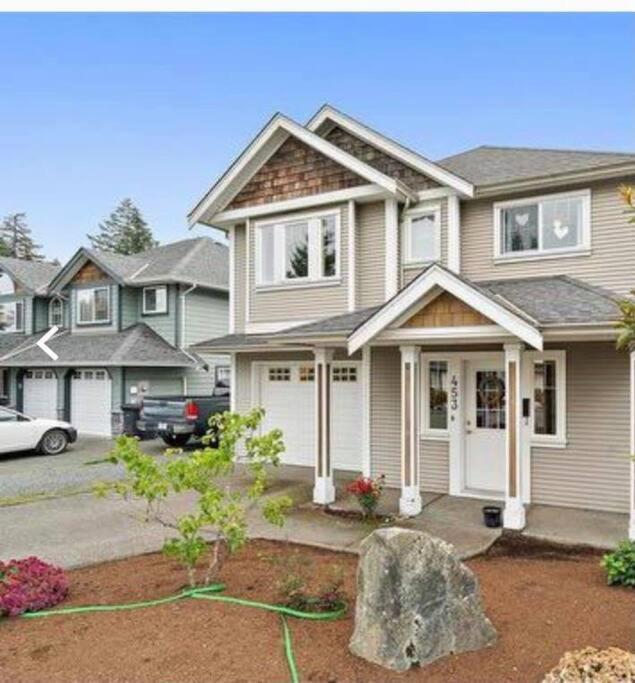 1 Bedroom Suite In Langford. Victoria Kültér fotó