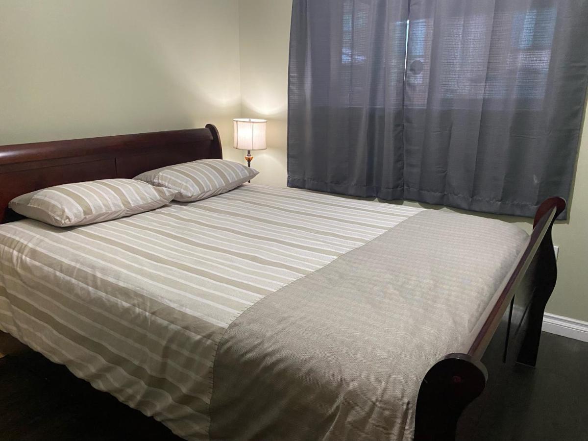 1 Bedroom Suite In Langford. Victoria Kültér fotó