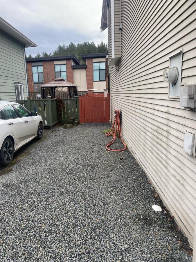1 Bedroom Suite In Langford. Victoria Kültér fotó